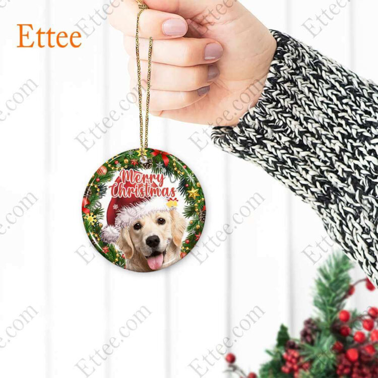 Golden Retriever Christmas Wreath Ceramic Ornament, Merry Christmas 2022 - Ettee - Ceramic ornament
