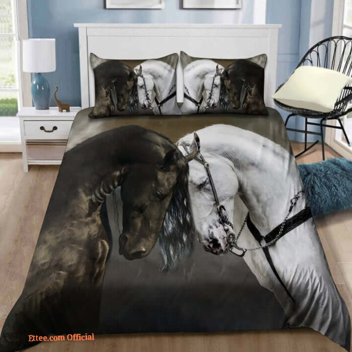 Black And White Horse Couple Bed Sheets Spread Duvet Cover Bedding Set - King - Ettee