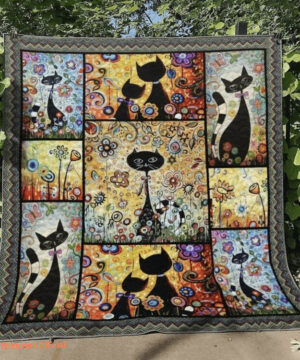 Black Cat Pet Lovers Floral Colorful Flower Art Vintage Style Quilt Blanket - Super King - Ettee