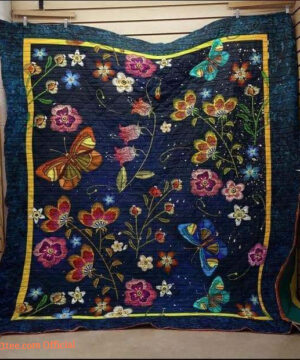 Butterfly And Flowers Quilt Blanket Great Blanket Gifts For Birthday Christmas Thanksgiving Anniversary - Throw - Ettee