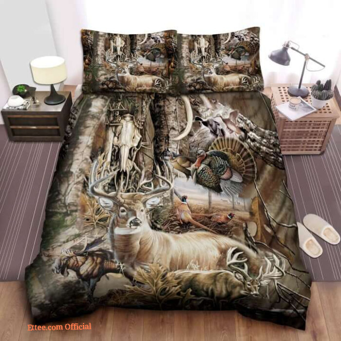 Camo Hunting Art Bedding Set. Luxurious Smooth And Durable. Lightweight And Smooth Comfort - King - Ettee