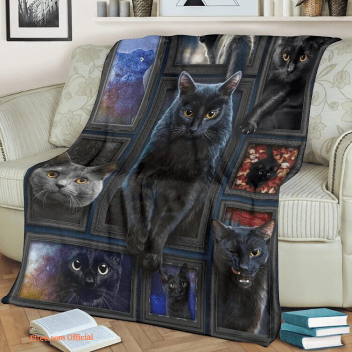 Cat Darkness Beauty Quilt Blanket. Light And Durable. Soft To Touch - Super King - Ettee