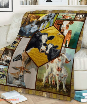 Cow Life Of Cows Quilt Blanket. Lightweight And Smooth Comfort - Super King - Ettee