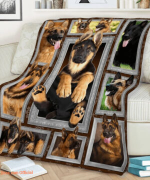 German Shepherd Funny Quilt Blanket. Lightweight And Smooth Comfort - Super King - Ettee