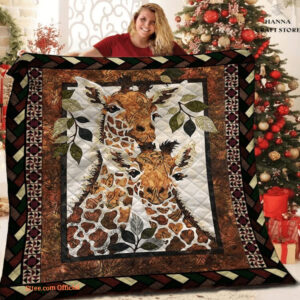 Giraffe Baby Mom Wild Animal Family Gift Quilt Blanket. Foldable And Compact - Super King - Ettee