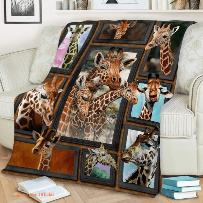 3D Giraffe Beauty Quilt Blanket. Lightweight And Smooth Comfort - Super King - Ettee