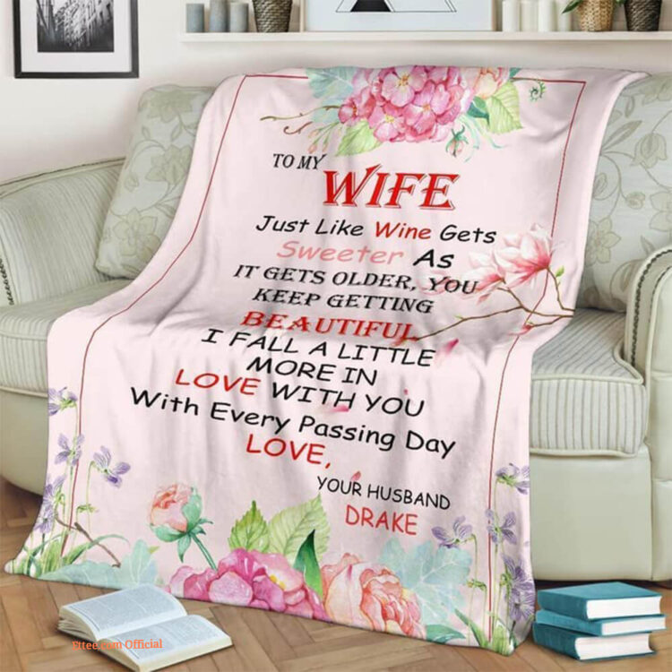 To My Wife From Husband Valentine Quily Blankets. Foldable And Compact - Super King - Ettee