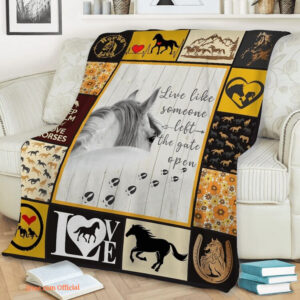 Horse Blanket Live Like Someone Left The Gate Open Fleece Quilt Blanket - Super King - Ettee