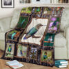 Hummingbird Quilt Blanket. Lightweight And Smooth Comfort. Foldable And Compact - Super King - Ettee