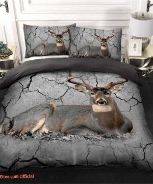 Hunting Deer Go Bedding Set. Luxurious Smooth And Durable. Smooth Comfort - King - Ettee