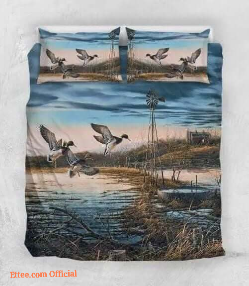 Hunting Duck Bedding Set. Luxurious Smooth And Durable. Lightweight And Smooth Comfort - King - Ettee