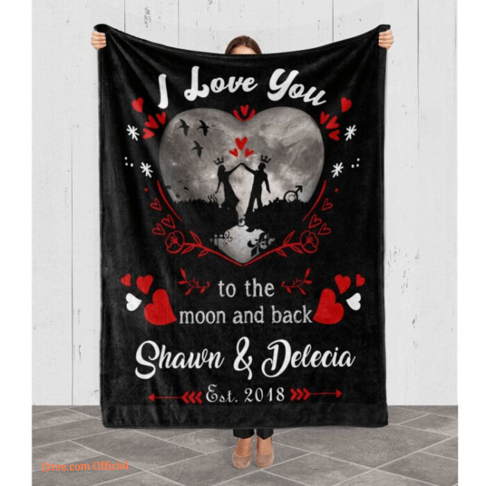 Valentine I Love You To The Moon And Back Customized Quilt Blanket - Super King - Ettee