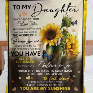 Letter Quilt Blanket for Daughter. Best Mom Ever Gifts. Luxurious Super Soft Quilt Blanket - Super King - Ettee