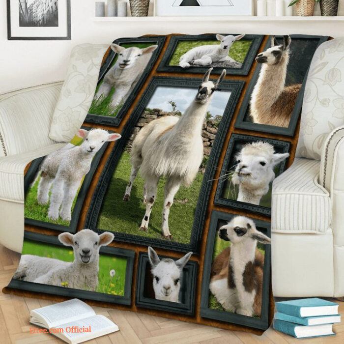 3D Llama Beauty Quilt Blanket. Light And Durable. Soft To Touch - Super King - Ettee