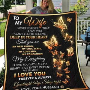 Butterflies Love Every Moment We Shared To My Wife Quilt Blanket - Super King - Ettee