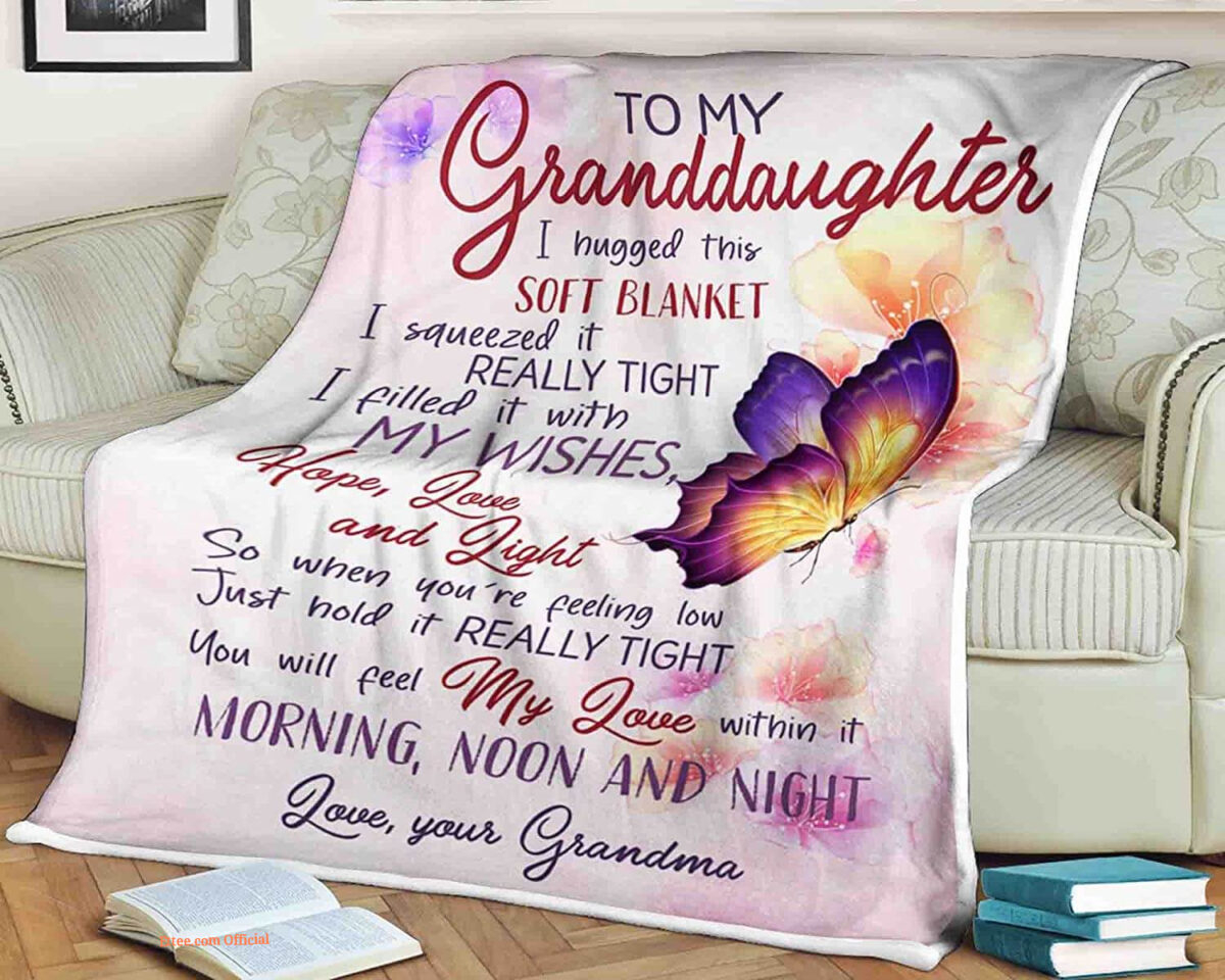To My Granddaughter Quilt Blanket. Smooth Comfort And Lightweight - Super King - Ettee