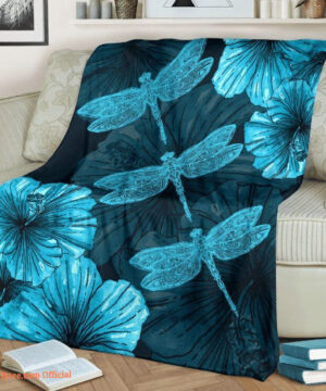 Dragonfly Hibiscus Quilt Blanket. Light And Durable. Soft To Touch - Super King - Ettee