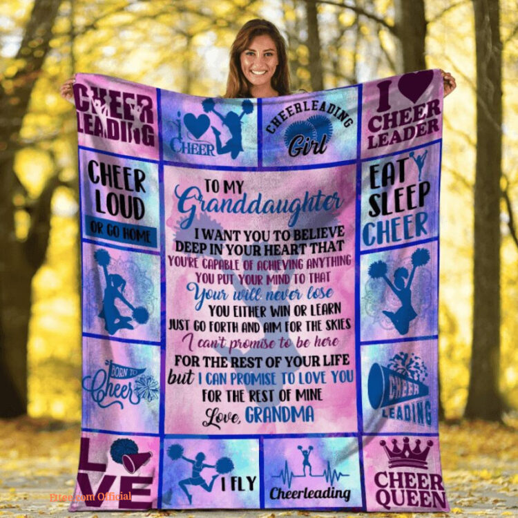 To My Granddaughter Cheerleading Quilt Blanket From Grandma - Super King - Ettee