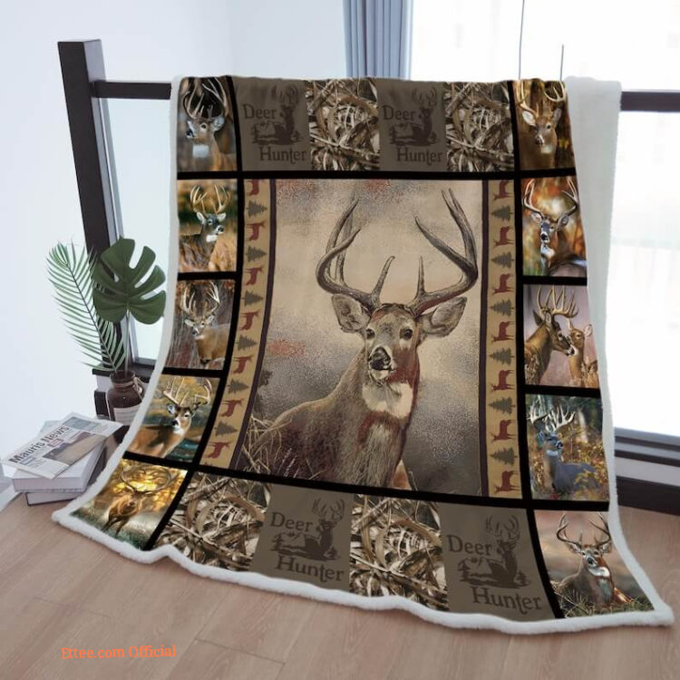 Sherpa Blanket Deer Hunter Cozy Throw Blanket To Mother Grandma Grandpa Gift - Super King - Ettee