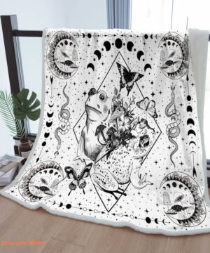 Sherpa Blanket Moon Phase Throw Blankets To Kids Mother Grandma Grandpa Gift Boho Black and White Mushroom Butterfly Decor - Super King - Ettee