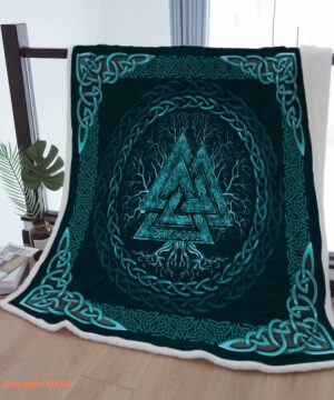 Sherpa Blanket Viking Prayer Vintage Triple Horn of Odin Throw Blanket To Mother Grandma Grandpa Gift - Super King - Ettee