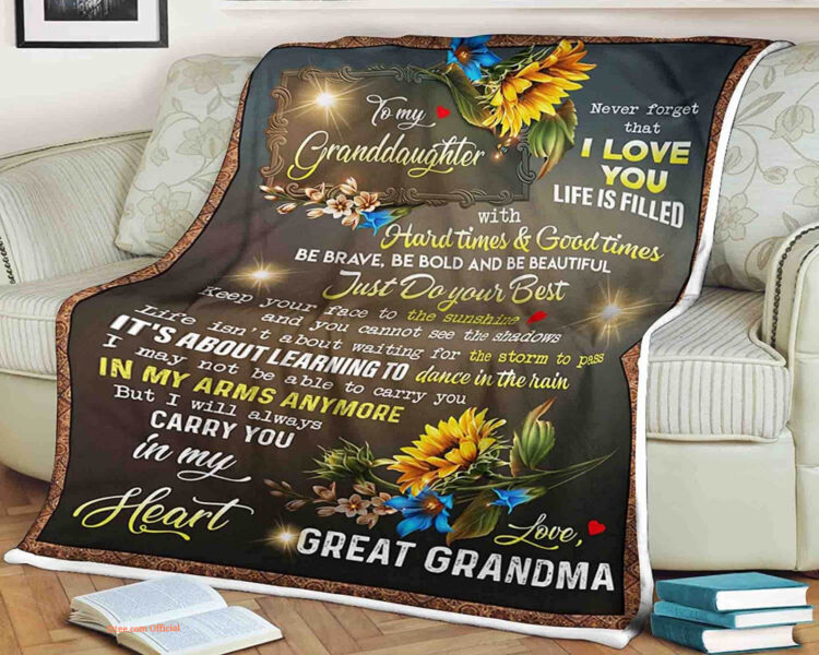 To My Granddaughter Quilt Blanket - Lightweight and Cozy Gift - Super King - Ettee