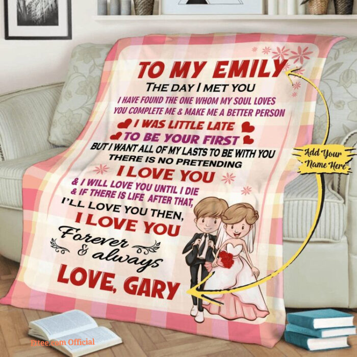 Valentine's Day I Met You Customized Name Couples Quilt Blanket - Super King - Ettee