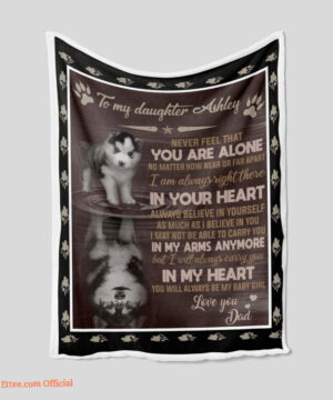 To My Daughter Quilt Blanket Husky Mom Family. Foldable And Compact - Super King - Ettee