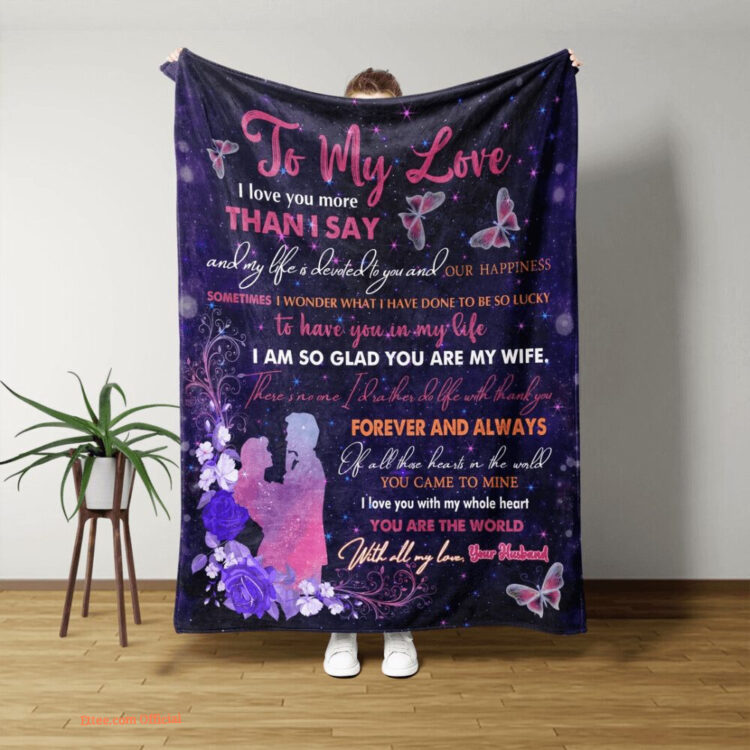To My Wife Quilt Blanket Love Gift For Valentine. Foldable And Compact - Super King - Ettee