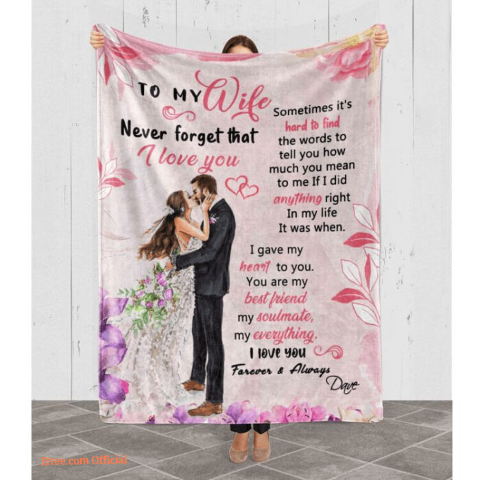 To My Wife I Love You Customized Name Quilt Blanket. Foldable And Compact - Super King - Ettee