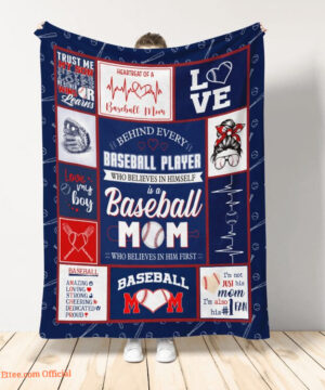 behind every baseball player who believes in himself is a baseball mom quilt blanket - Super King - Ettee