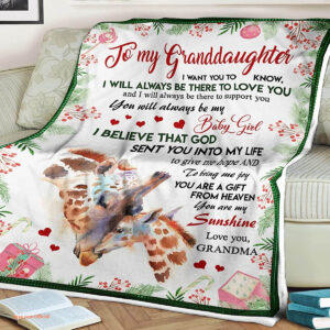To My Granddaughter Quilt Blanket - Lightweight & Soft Gift - Super King - Ettee