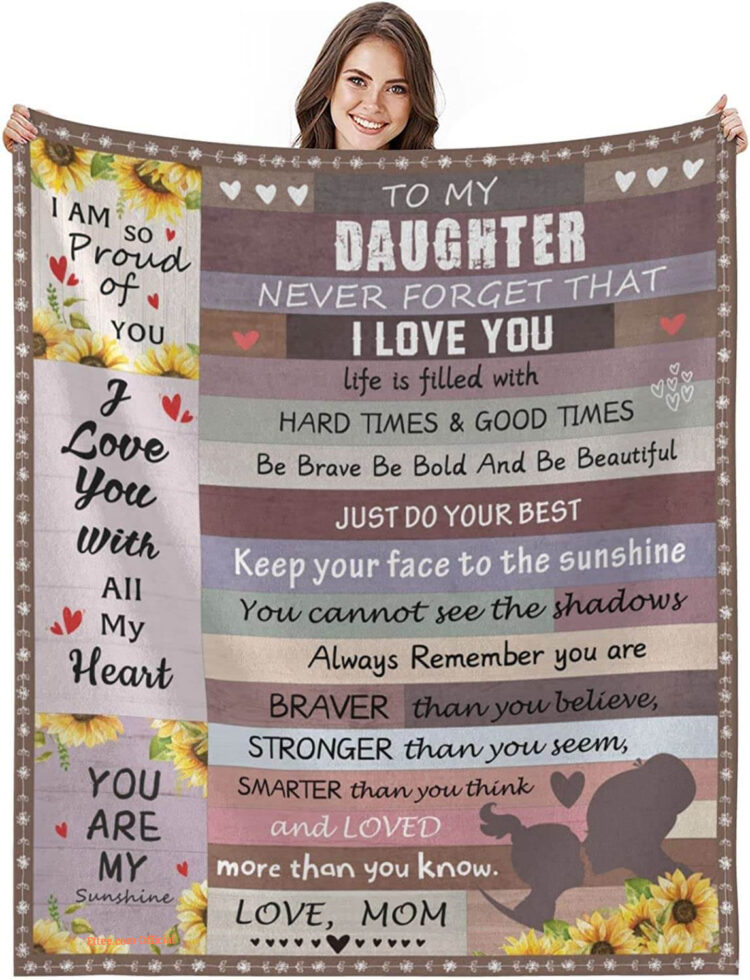 To My Daughter Quilt Blanket From Mom. Foldable And Compact - Super King - Ettee
