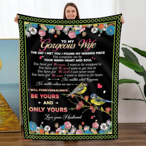 To My Wife Quilt Blanke Gift From Husband Valentine’s Day. Foldable And Compact - Super King - Ettee