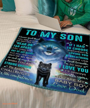 gift for son blanket never feel that u are alone wolf dad to son - Super King - Ettee