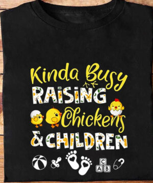 Kinda Busy Raising Chickens & Children - Ettee - backyard chickens