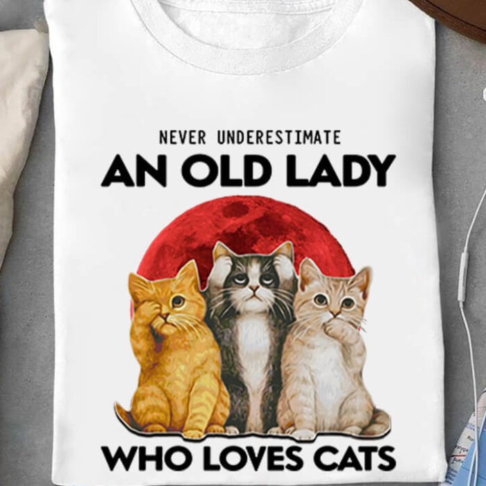 Never Underestimate An Old Lady - Ettee - age is just a number